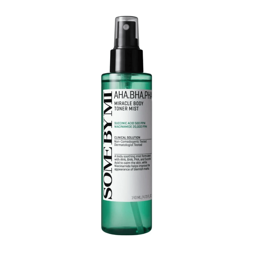 Some By Mi AHA BHA PHA Miracle Body Toner Mist telový sprej – kórejská exfoliačná hmla, ktorá pomáha čistiť póry, redukovať akné a zlepšovať textúru pokožky.