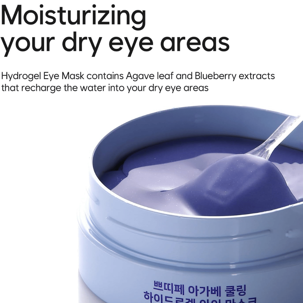 Produktová fotografia Agave Cooling Hydrogel Eye Mask so zameraním na hydratáciu suchých oblastí okolo očí. Obrázok zobrazuje hydrogélovú formulu a priloženú špachtľu.