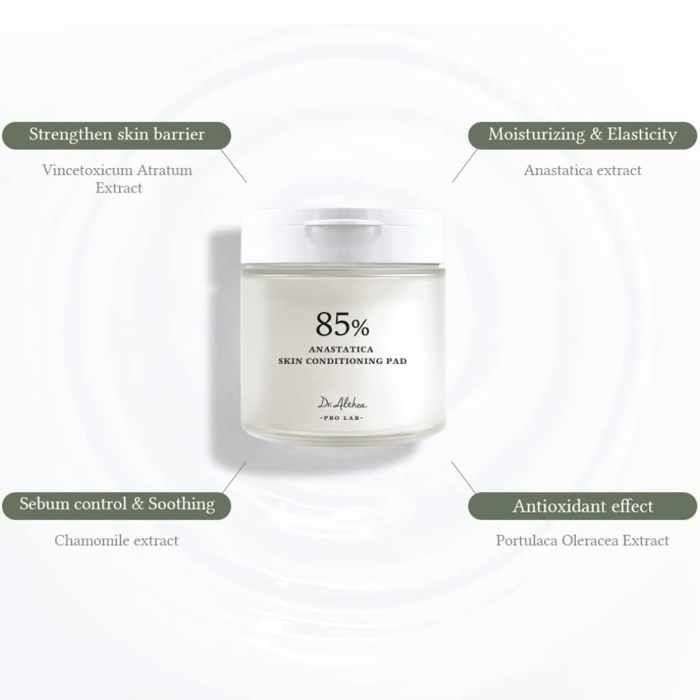 Dr. Althea 85 % Anastatica Skin Conditioning Pad s extraktom z Anastatica, harmančekom, portulakou a extraktom z Vincetoxicum, ktoré posilňujú kožnú bariéru a upokojujú pleť.