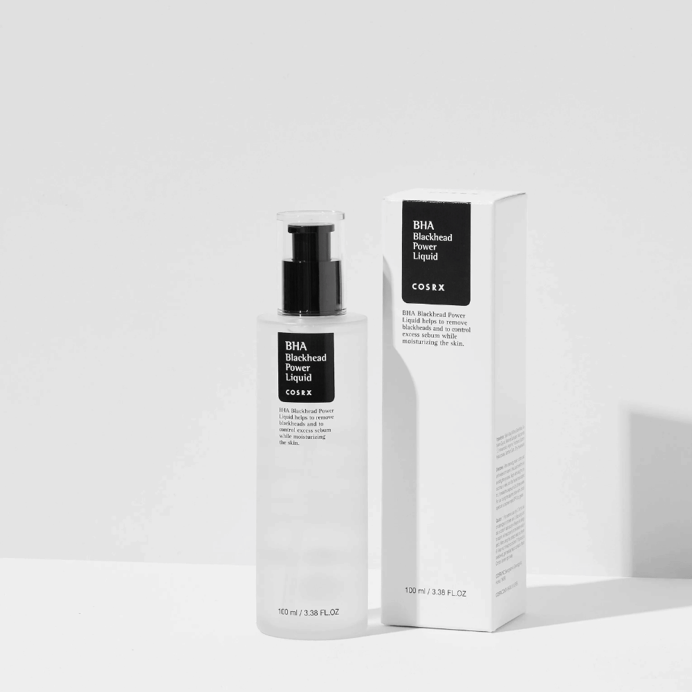 COSRX BHA Blackhead Power Liquid 100 ml s obalom – exfoliačné pleťové sérum s BHA, ktoré bojuje proti čiernym bodkám a prebytočnému mazu.
