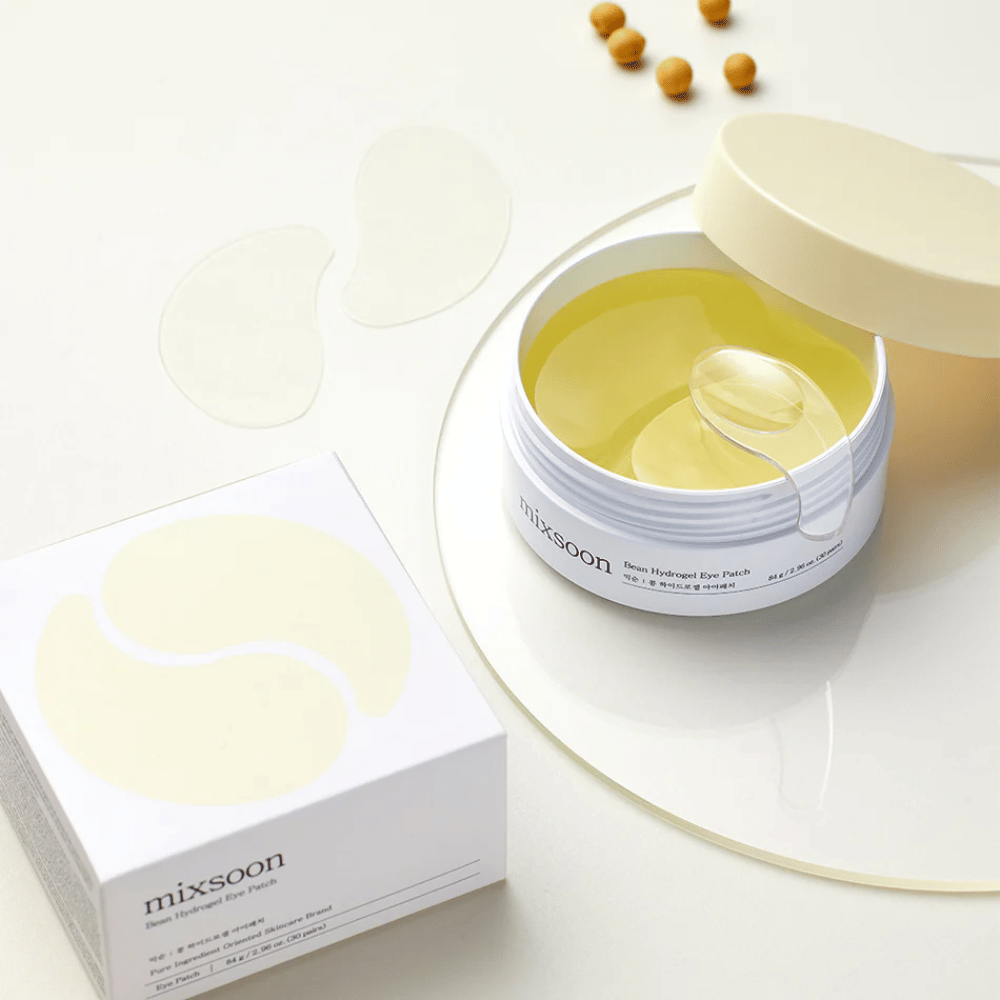 Mixsoon Bean Hydrogel Eye Patch – Intenzívne hydratačné očné masky pre svieži pohľad.

🌱 Fermentovaný fazuľový extrakt – Hlboko vyživujúci a hydratačný.
💧 Hydrogelová technológia – Chladiaca a perfektne padnúca.
✨ Rozjasňuje a redukuje opuchy – Pôsobí proti tmavým kruhom a známkam únavy.

Perfektné pre sviežu a oddýchnutú pokožku!