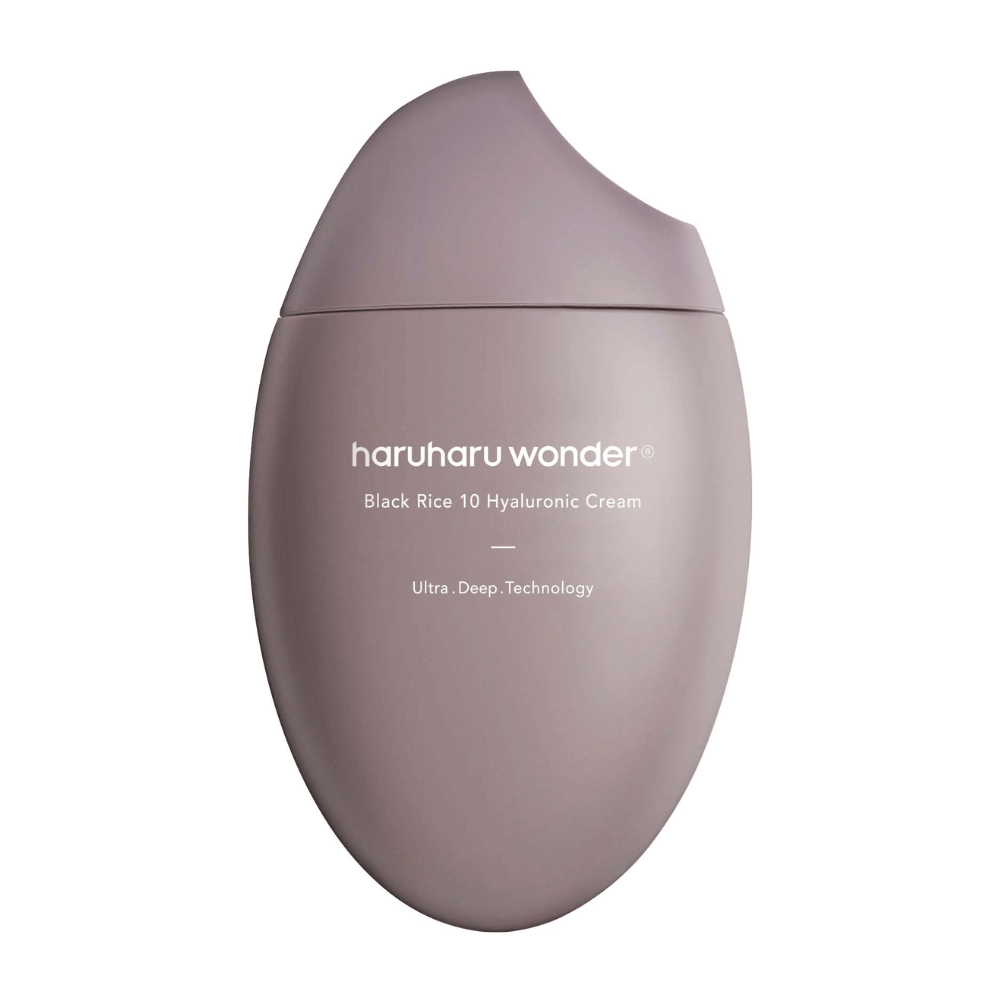 Hladké a elegantné balenie "Haruharu Wonder Black Rice 10 Hyaluronic Cream", označené bielym textom. Balenie používa "Ultra Deep Technology", čo naznačuje pokročilú formulu pre hlbokú hydratáciu pokožky.