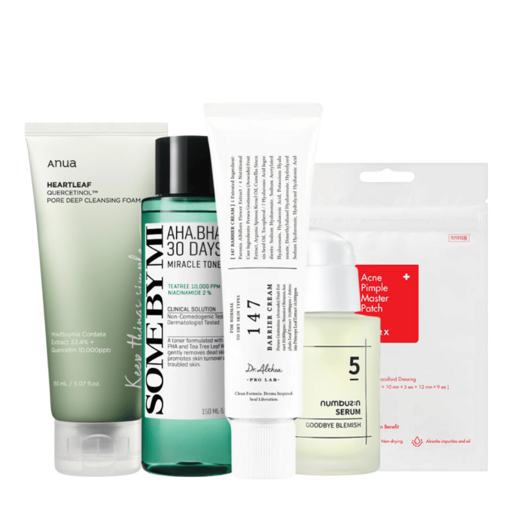 
Kolekcia produktov na starostlivosť o pleť určená na boj proti vyrážkam a akné. Sada obsahuje Anua Heartleaf Quercetin+ Pore Deep Cleansing Foam, SOME BY MI AHA.BHA.PHA 30 Days Miracle Toner, Dr. Althea Pro Lab 5 Numbuzin Serum a Acne Pimple Master Patch. Tieto produkty sú špeciálne formulované na upokojenie, vyčistenie a ošetrenie problematickej pleti, ako aj na efektívne zníženie viditeľnosti vyrážok a pórov.