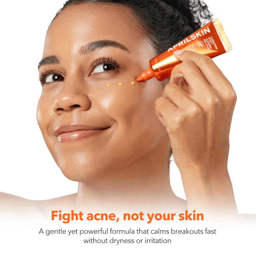 APRILSKIN Carrotene IPMP Clearing Solution sa aplikuje ako spot treatment proti akné a vyrážkam, upokojujúca formula s BHA, PHA, zinkom a niacínamidom pre nečistú pleť