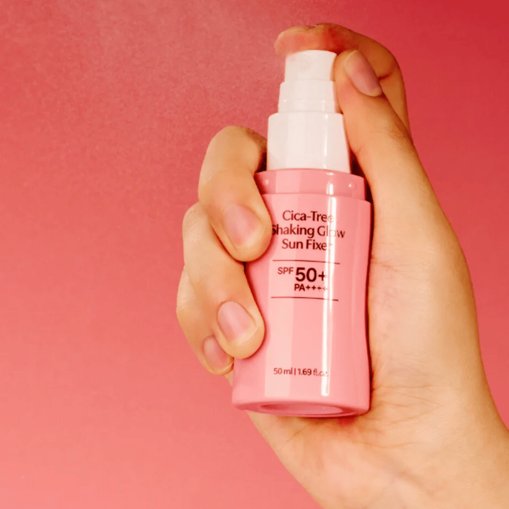 TAGE Cica-Tree Shaking Glow Sun Fixer SPF50+ – aplikácia kórejského opaľovacieho krému pomocou rozprašovača