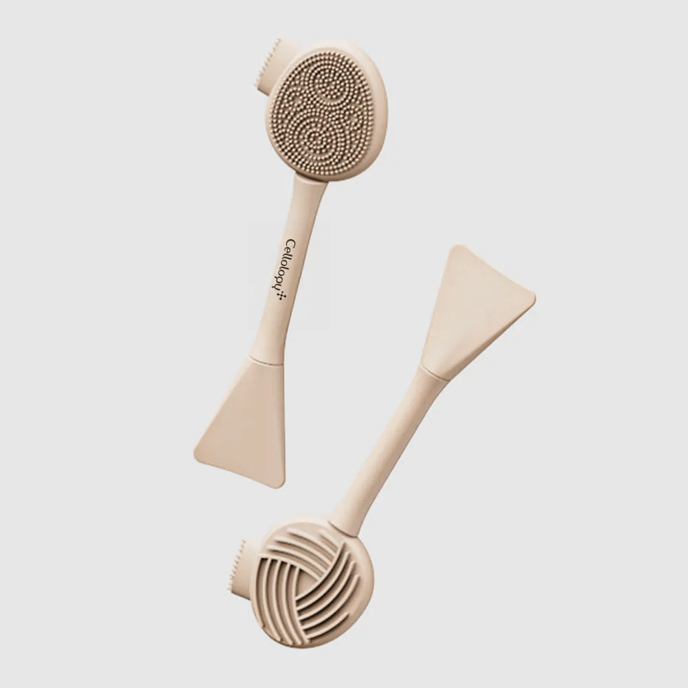 2. Cellolopy Cleaning Brush – predná a zadná strana multifunkčnej čistiacej kefky so silikónovými štetinkami, vrúbkovaným povrchom a špachtľou