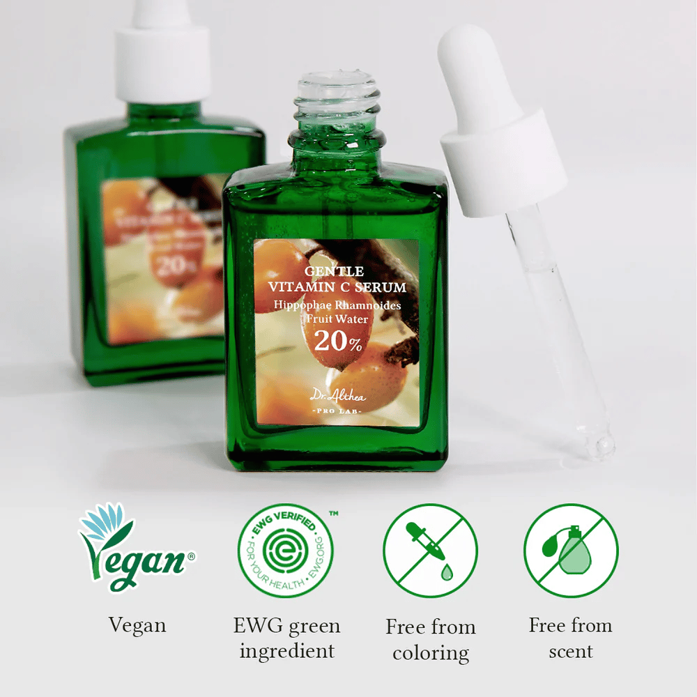 Dr.Althea Gentle Vitamin C Serum je vegánske a EWG-overené pre bezpečné a ekologické zložky. Bez farbív a parfumov, čo ho robí ideálnym pre citlivú pokožku. Obsahuje 20% rakytníkovej vody na hydratáciu, rozjasnenie a ochranu pokožky.