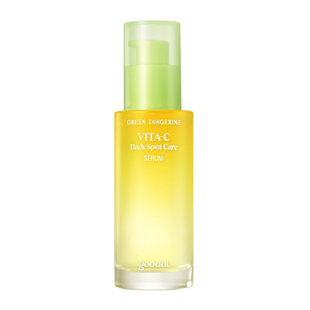 Fľaša Green Tangerine Vita C Dark Spot Care Serum 40ml od Goodal pre hyperpigmentáciu na bielom pozadí.