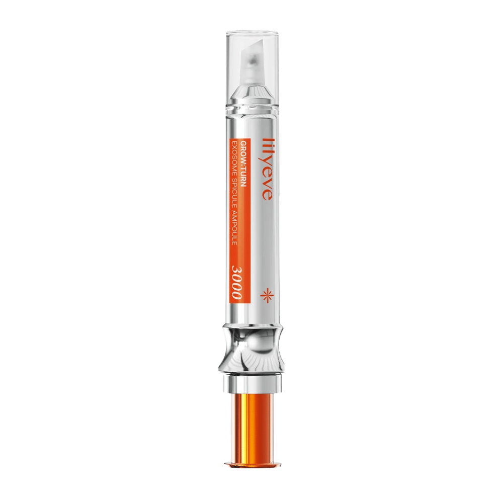 LILYEVE Grow Turn Exosome Spicule Ampoule 3000 – ampulka na vlasovú pokožku s presným aplikátorom v strieborno-oranžovom balení.
