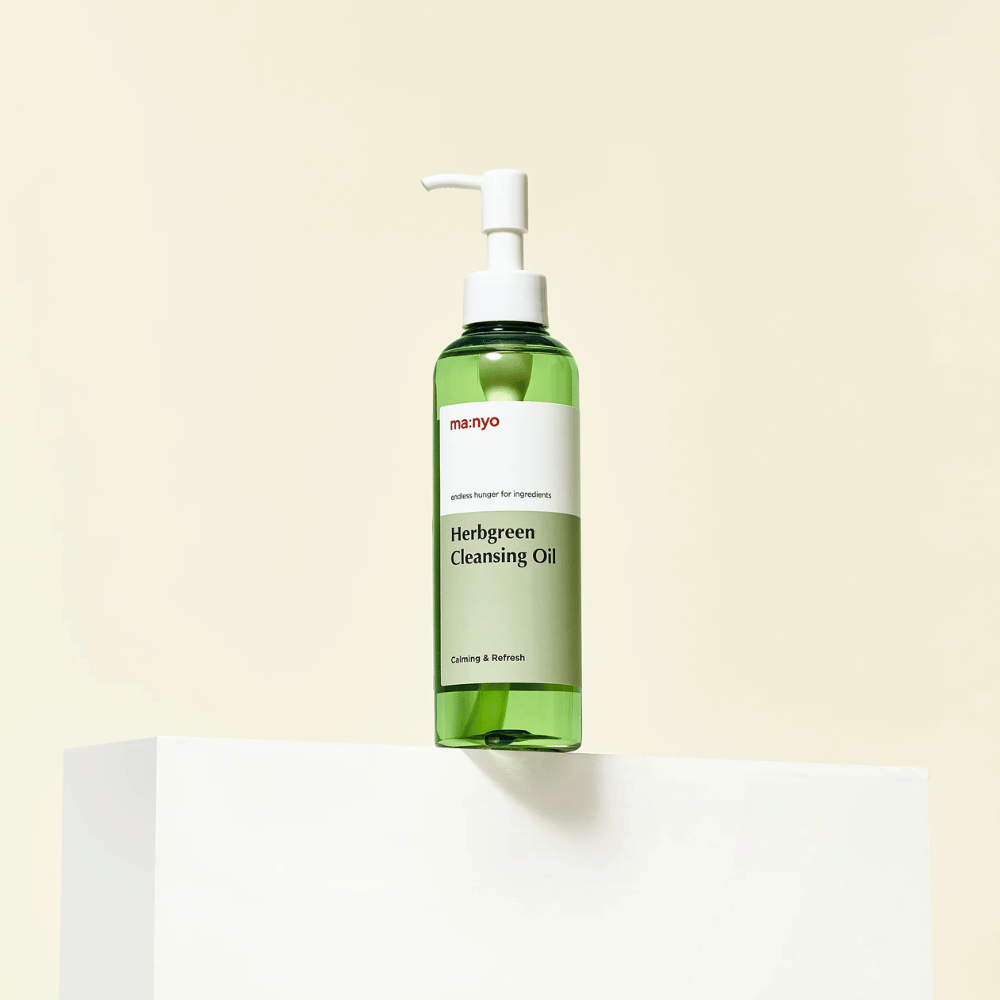 ma:nyo Herbgreen Cleansing Oil stojaci na podstavci, jemný kórejský čistiaci olej so zelenými bylinnými extraktmi pre každodenné čistenie tváre
