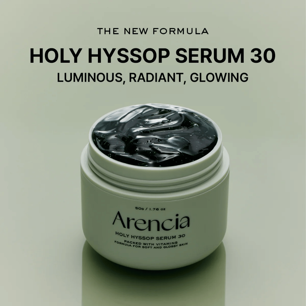 Arencia Holy Hyssop Serum 30 – nové rozjasňujúce sérum s vitamínovou formulou, ktoré poskytuje rovnomerný, žiarivý a zdravý tón pleti.