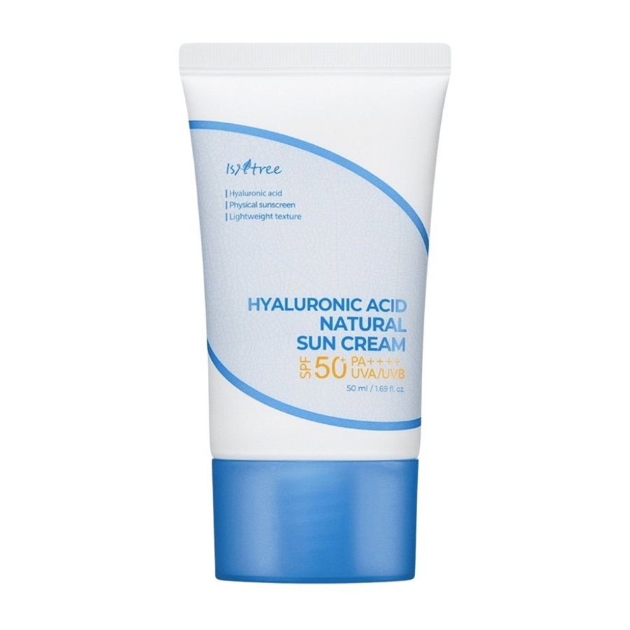Isntree Hyaluronic Acid Natural Sun Cream s SPF50+ PA++++ chráni pred UVA/UVB, hydratuje s kyselinou hyalurónovou a je vhodný pre citlivú pokožku vďaka svojej ľahkej, fyzickej a nekomedogénnej formulácii.
