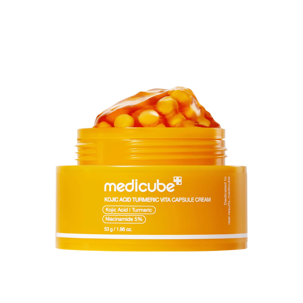 5. Medicube Kojic Acid Turmeric Vita Capsule Cream 53 g – žltá nádoba s gélovým krémom a kapsulami na bielom pozadí