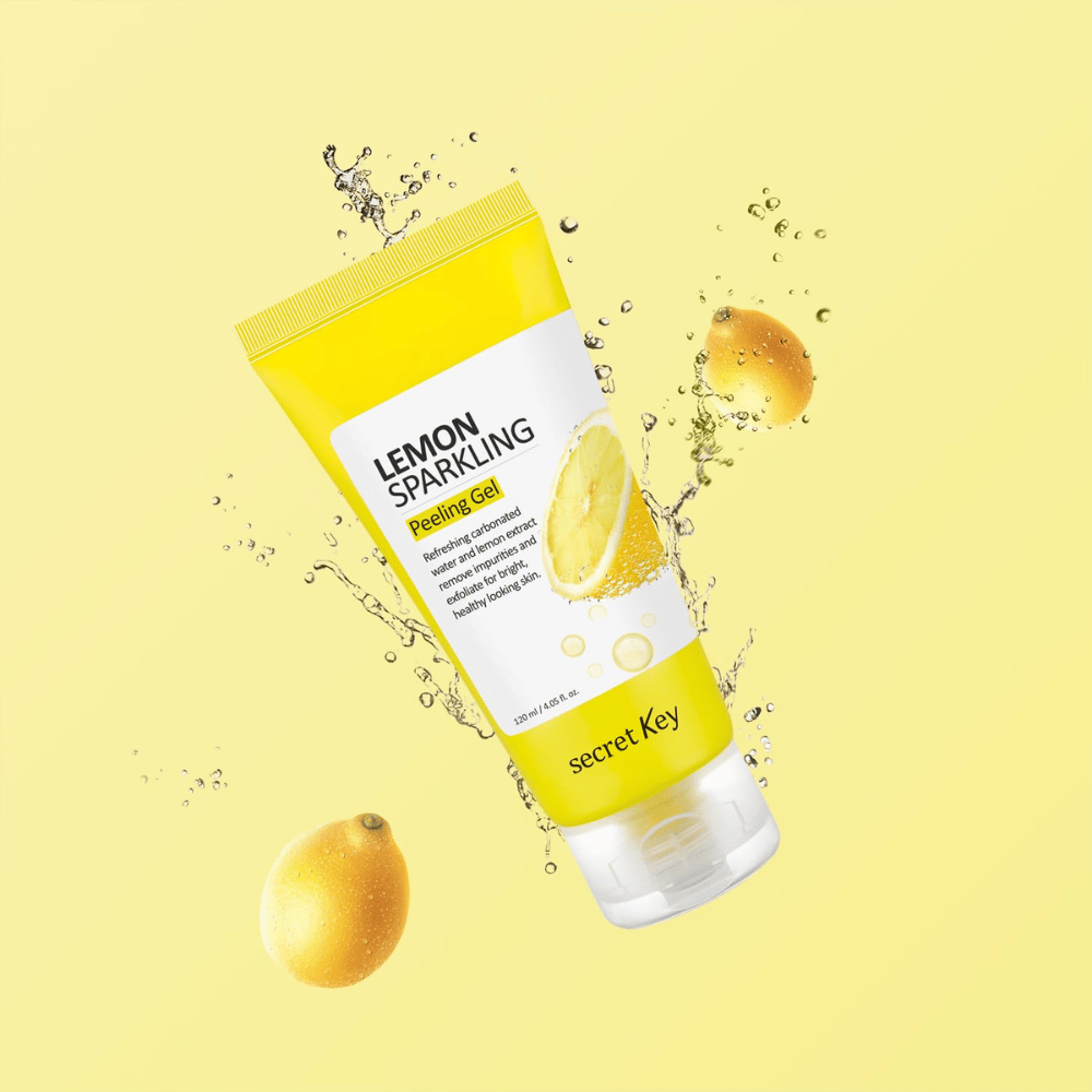 Secret Key Lemon Sparkling Peeling Gel – osviežujúci peelingový gél s citrónovým extraktom, ktorý exfoliuje, zosvetľuje a dodáva pleti žiarivosť.