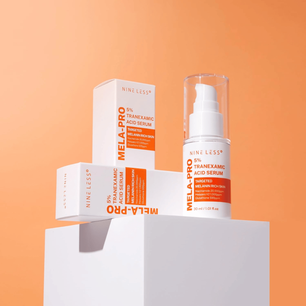 NINE LESS MELA-PRO 5% Tranexamic Acid Serum 30 ml s obalom, rozjasňujúce sérum proti pigmentovým škvrnám a nerovnomernému tónu pleti.
