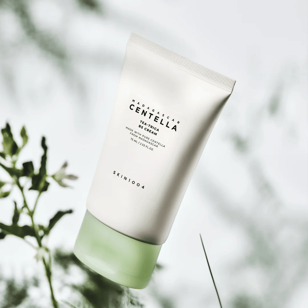 SKIN1004 Madagascar Centella Tea-Trica B5 Cream pleťový krém s centellou asiatica a panthenolom, ktorý upokojuje podráždenú pleť a posilňuje kožnú bariéru