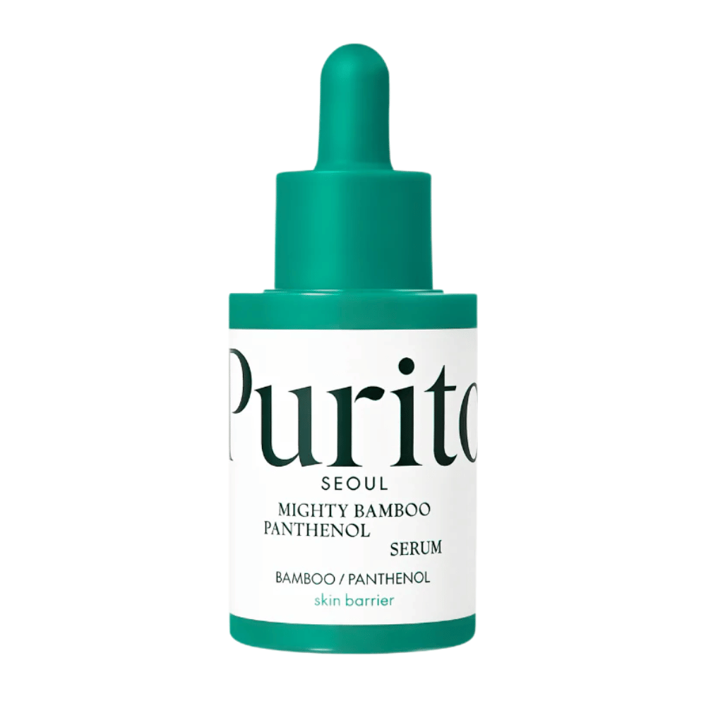 Purito Mighty Bamboo Panthenol Serum – minimalistická zelená fľaša s ošetrujúcim sérom pre citlivú a suchú pokožku.