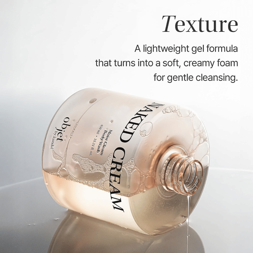 Objet by KUNDAL Moist Gleam Body Wash – ľahká gélová textúra, ktorá sa pri čistení mení na jemnú, krémovú penu.