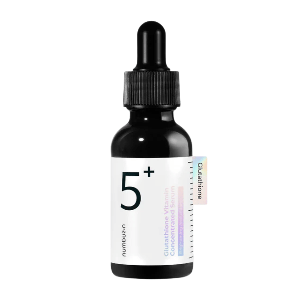 Obrázok produktu Numbuzin No.5+ Glutathione Vitamin Concentrated Serum v čiernej sklenenej fľaši s pipetou. Pre výsledky vyrovnávania pigmentu.