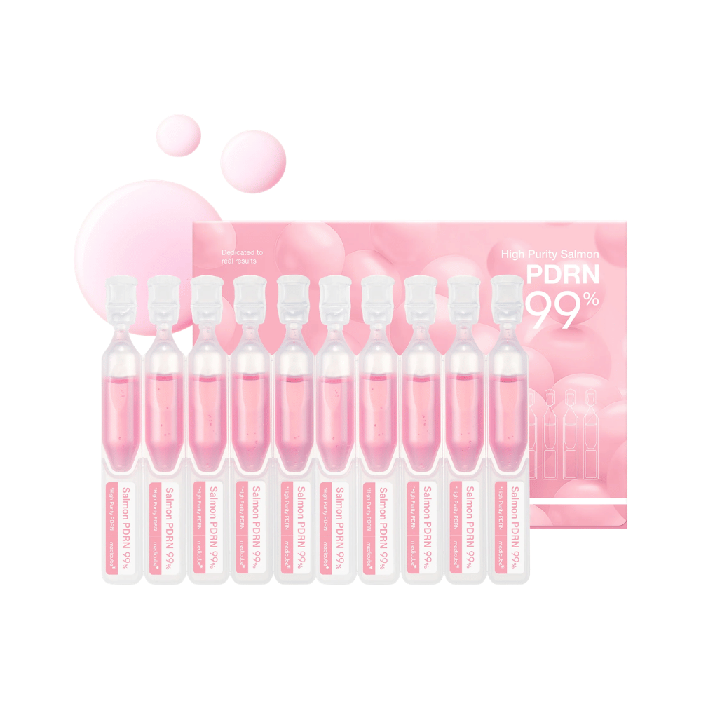 Medicube PDRN Pink One Day Serum Set s desiatimi individuálnymi ampulkami a produktovým balením. Súprava obsahuje sérum s 99 % vysokočisteným lososím PDRN na hydratáciu, jas a každodennú starostlivosť o pleť.