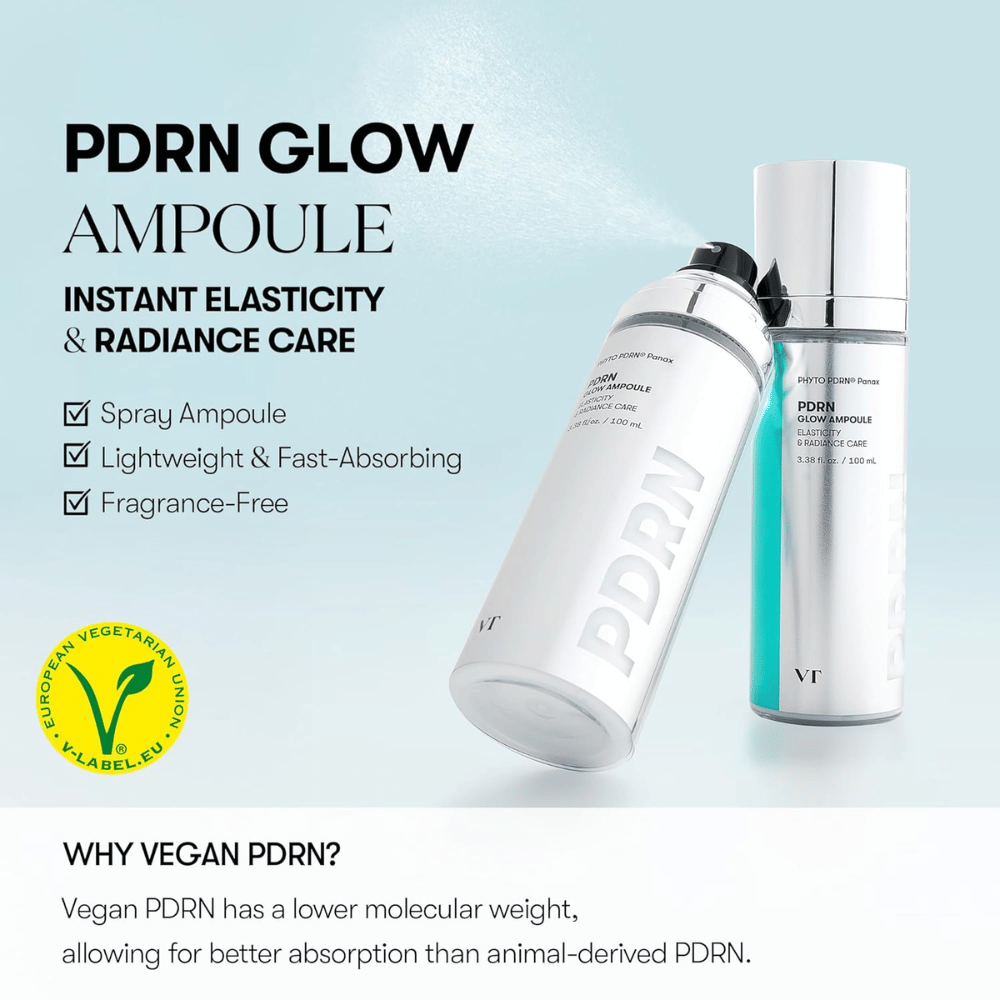 Obrázok dvoch fliaš VT PDRN Glow Ampoule, jedna sprejová fľaša a jedna fľaša s pumpičkou, s informáciou, že produkt poskytuje okamžitú elasticitu a žiar. Text spomína, že produkt je ľahký, rýchlo sa vstrebáva a je bez vône, a že obsahuje vegánske PDRN pre lepšiu absorpciu. Viditeľný je aj V-label pre vegetariánsky obsah.