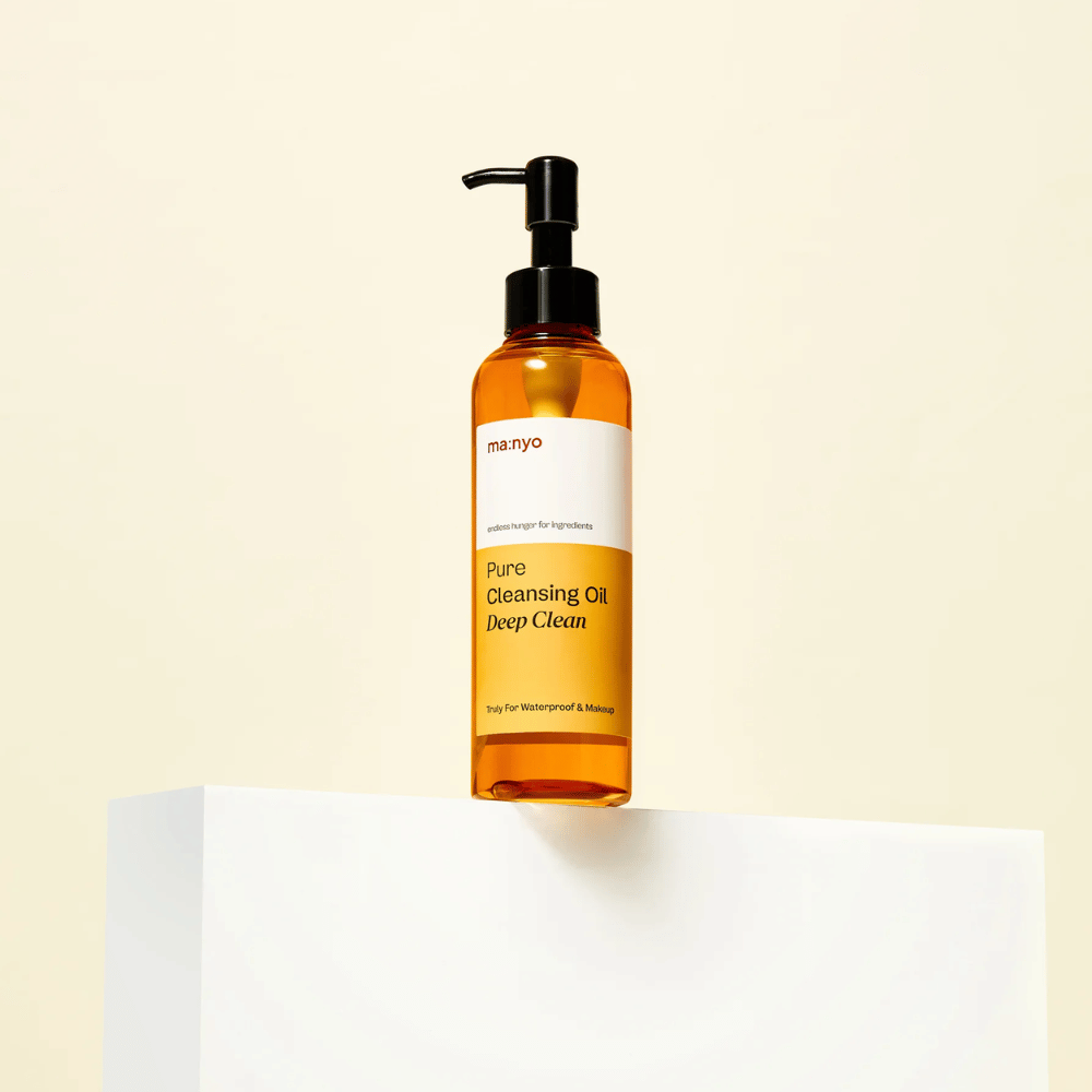 ma:nyo Pure Cleansing Oil Deep Clean v pumpovacej fľaši – kórejský čistiaci olej na hlboké čistenie pórov a odstránenie ťažkého makeupu.