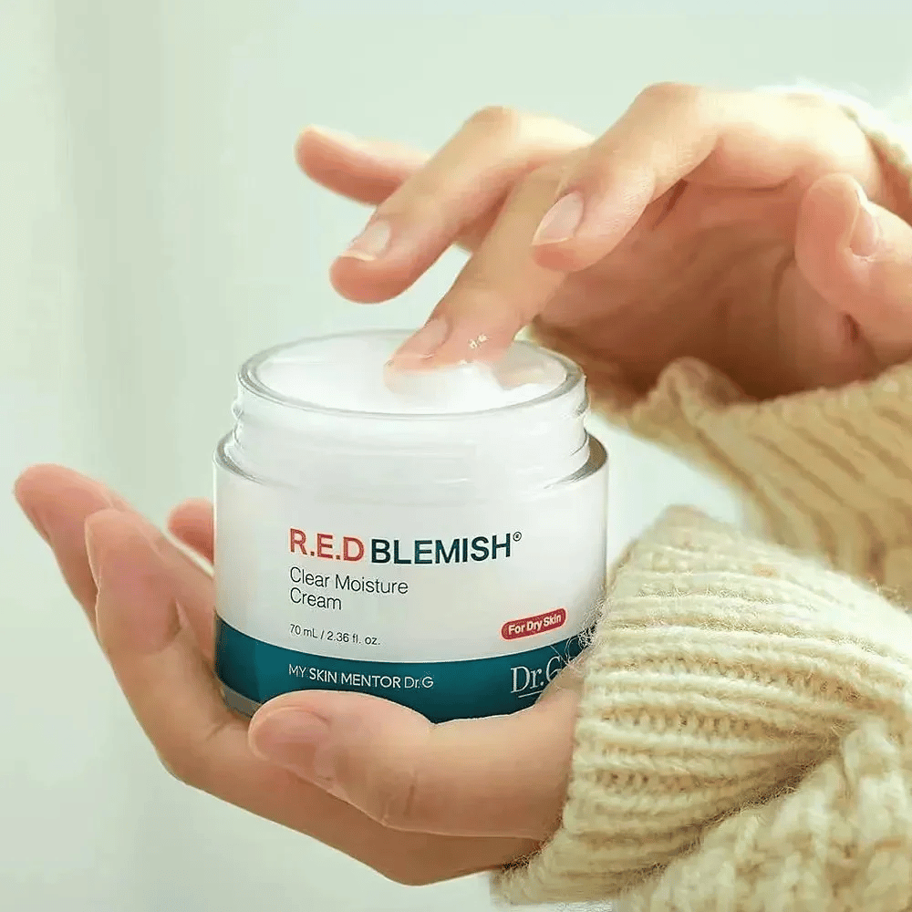 Dr.G R.E.D Blemish Clear Moisture Cream – hydratačný pleťový krém pre suchú pleť s jemnou a krémovou konzistenciou.