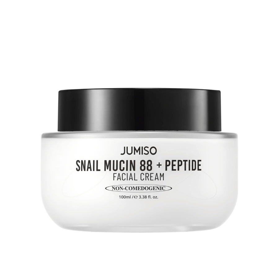 JUMISO Snail Mucin 88 + Peptide Facial Cream v bielej nádobe s čiernym viečkom. Pleťový krém s 88 % filtrátom slimačieho sekrétu a peptidmi pre intenzívnu starostlivosť o pleť a hydratáciu.