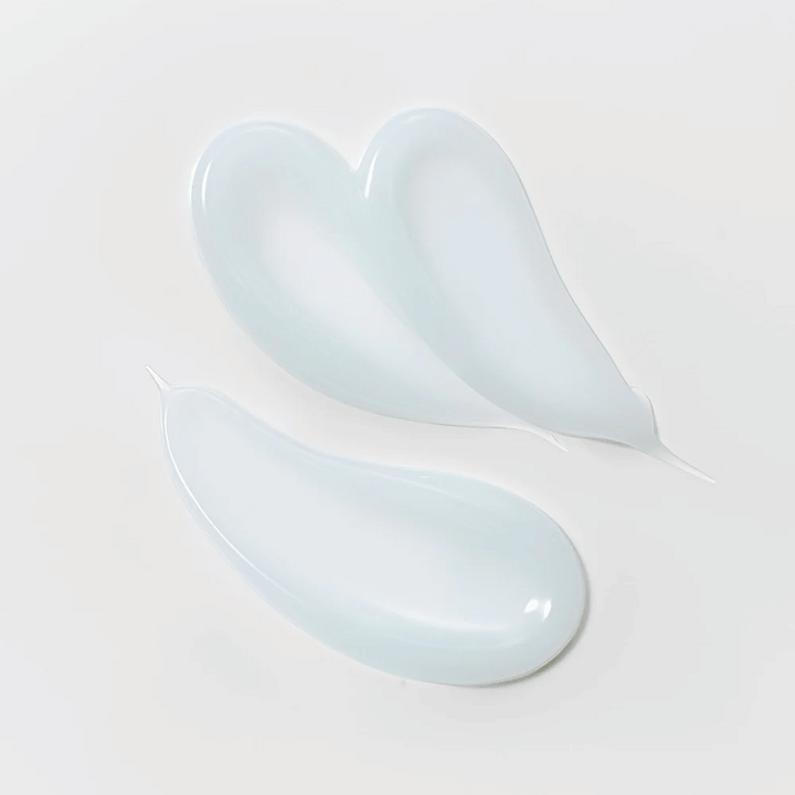 Textúra Slow Pure Splash Hydration Gel Cream, ľahký modrastý gél, ktorý hydratuje a upokojuje pokožku.