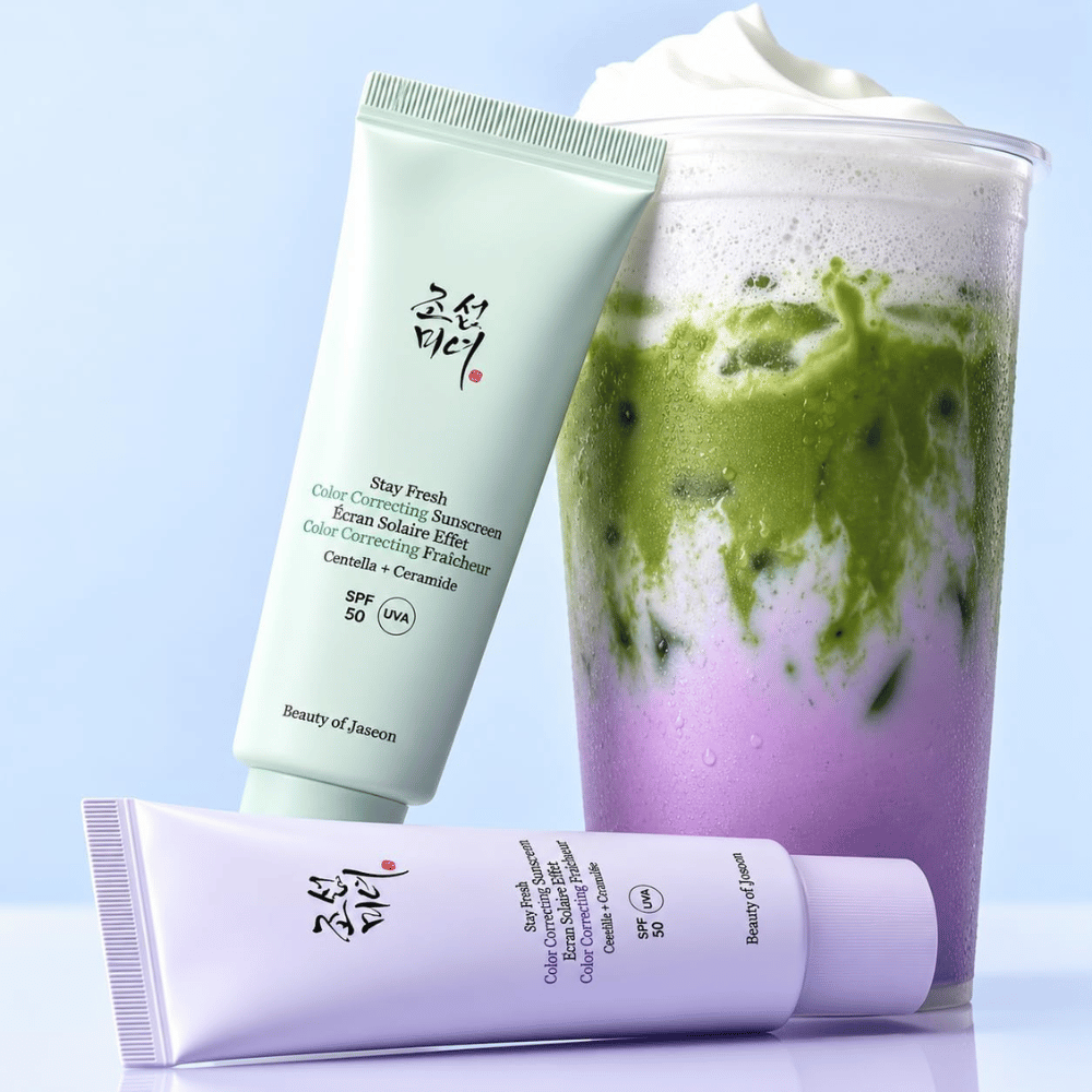 1. Beauty of Joseon Stay Fresh Color Correcting Sunscreen SPF 50 – zelený a fialový opaľovací krém so zladeným nápojom