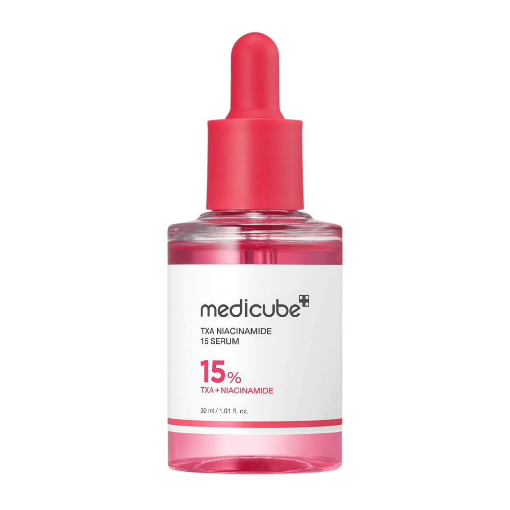 4. Medicube TXA Niacinamide 15 Serum 30 ml – ružová fľaštička séra s pipetou na bielom pozadí