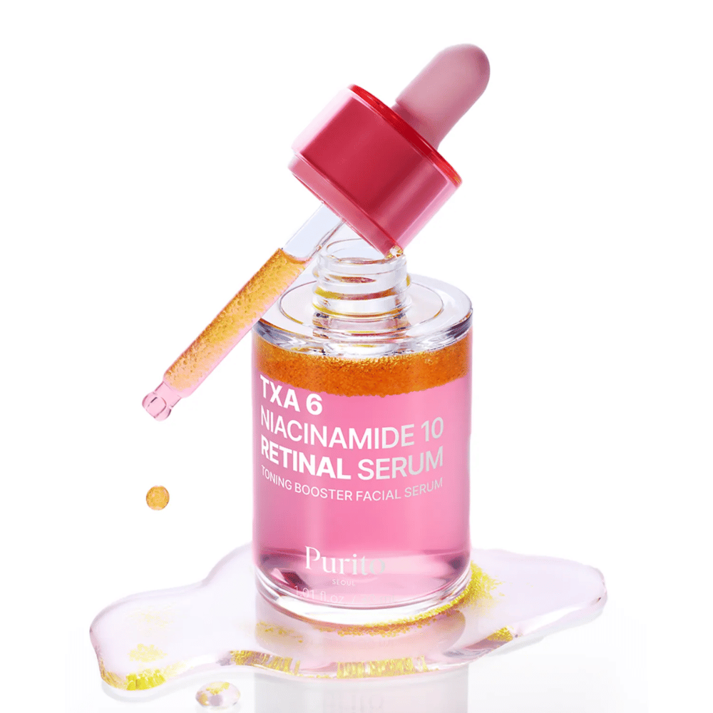 Purito TXA 6 Niacinamide 10 Retinal Serum – ružové tónovacie booster sérum s pipetou. Kombinuje TXA, niacínamid a retinal pre rovnomerný tón pleti.