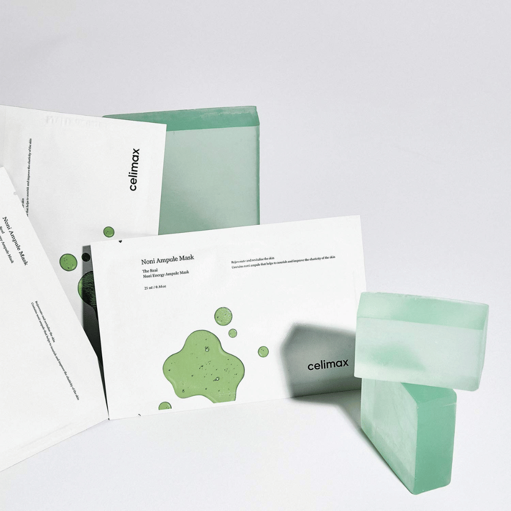 The Real Noni Energy Ampoule Mask od Celimax ponúka efektívnu a hydratačnú starostlivosť o pleť. So svojou unikátnou formulou pomáha zlepšiť štruktúru pokožky a dodávať lesk. Zelená farba masiek a svieži dizajn vyvolávajú pocit prirodzenosti a čistoty.
