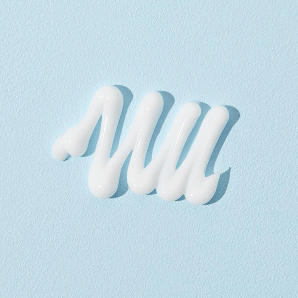 COSRX Ultimate Nourishing Rice Overnight Spa Mask biela krémová textúra pre suchú a mdlú pokožku