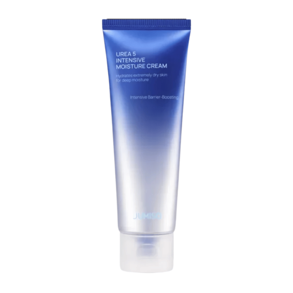 Produktová fotografia bez pozadia Jumiso Urea 5 Intensive Moisture Cream na bielom pozadí. Modrá tuba s minimalistickým dizajnom zdôrazňuje zameranie produktu na intenzívnu hydratáciu a starostlivosť posilňujúcu kožnú bariéru pre veľmi suchú pokožku.