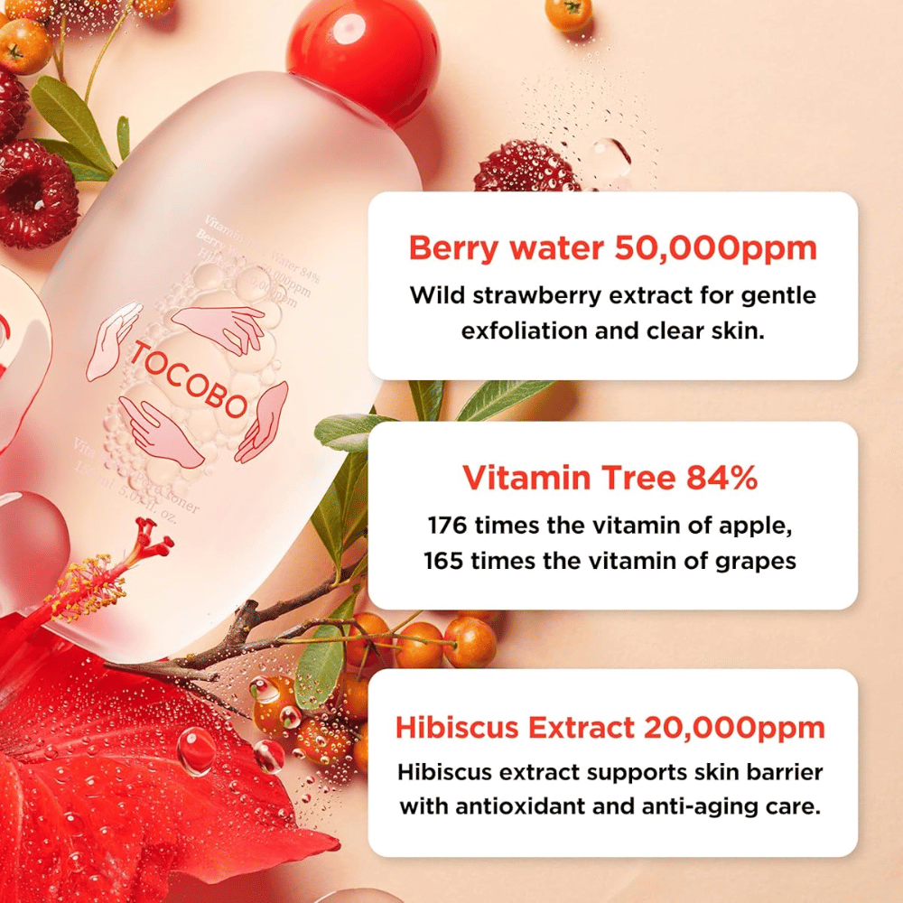 Obrázok ingrediencií, ktorý vyzdvihuje kľúčové zložky tonera vrátane berry water, vitamin tree a extraktu z ibišteka, so zameraním na exfoliáciu, antioxidačnú starostlivosť a posilnenú kožnú bariéru.