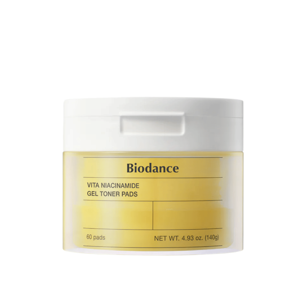 Biodance Vita Niacinamide Gel Toner Pads – balenie so 60 tampónmi v žltej nádobe s bielym viečkom, navrhnuté na vyrovnanie tónu pleti a žiarivosť.