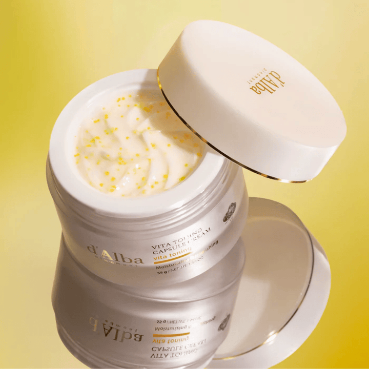 d'Alba Vita Toning Capsule Cream pleťový krém – hydratačný krém s kapsulovou technológiou, ktorý pomáha vyživovať a vyhladzovať štruktúru pokožky.