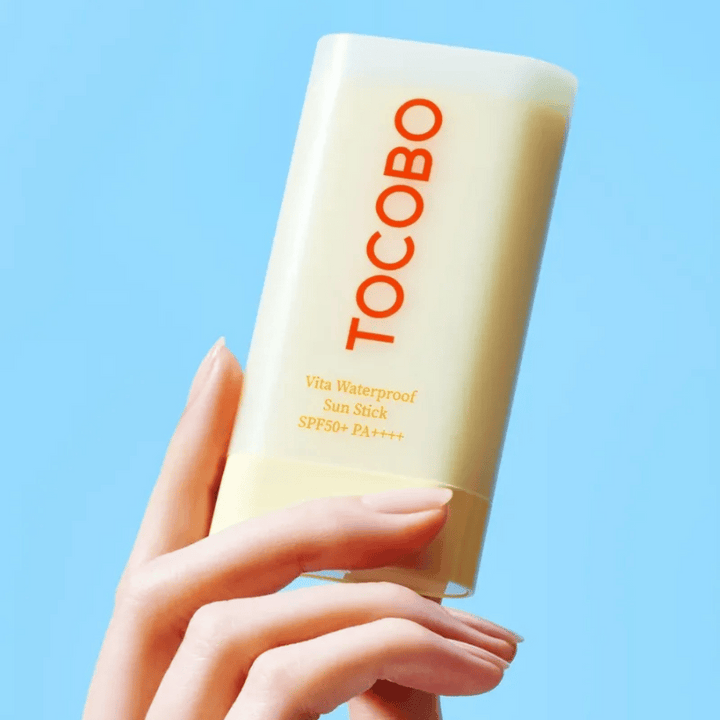 TOCOBO Vita Waterproof Sun Stick poskytuje efektívnu ochranu s SPF50+ PA++++. Ideálna pre citlivú pokožku, vstrebáva sa bez lepkavosti a je vodoodolná pre aktívne dni.