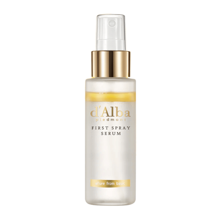 d'Alba White Truffle First Spray Serum je luxusné sprejové sérum, ktoré poskytuje intenzívnu hydratáciu a žiarivosť pleti. Obohatené o extrakt z bielej hľuzovky z Talianska, toto sérum pomáha podporovať elasticitu pokožky a dodáva žiarivý, svieži vzhľad.