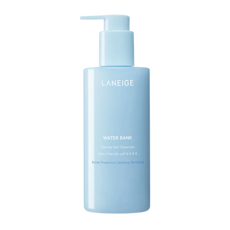 LANEIGE Water Bank Gentle Gel Cleanser v svetlomodrej pumpovacej fľaši s bielym textom, izolovaný na bielom pozadí.