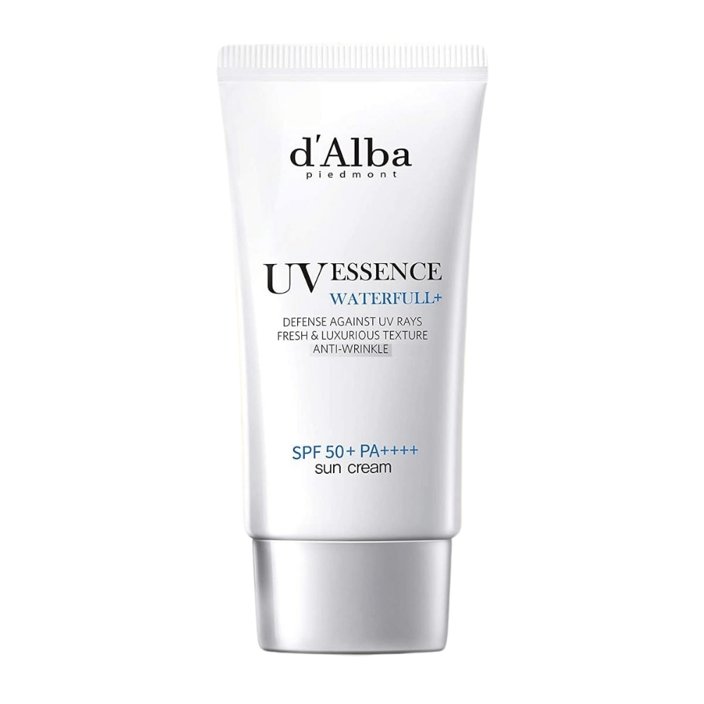 Produktový obrázok d'Alba UV Essence Waterfull+ Sun Cream so SPF 50+ PA++++ v bielej a striebornej tube, fotografovaný na bielom pozadí.