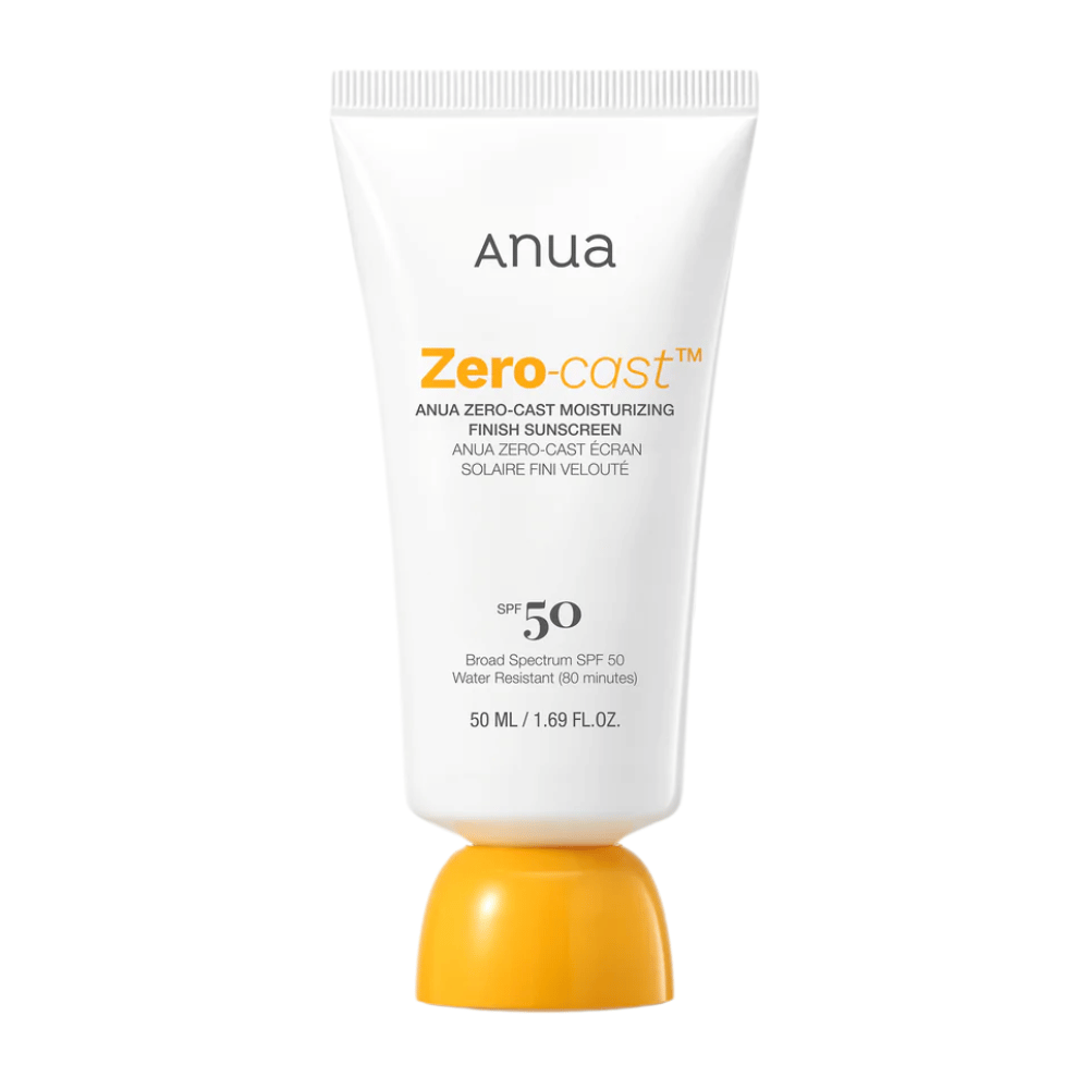 Obrázok produktu ANUA Zero-Cast Moisturizing Finish Sunscreen SPF 50 v bielej tube s oranžovým uzáverom, 50 ml. Ľahký opaľovací krém bez bieleho povlaku, vodoodolný až do 80 minút.