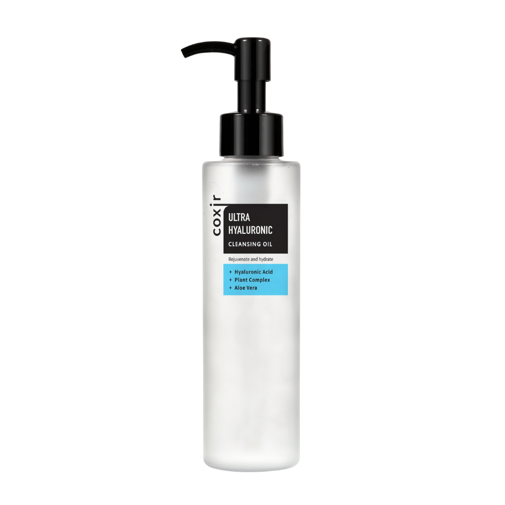 Biela pumpovacia fľaša s textom "coxir ULTRA HYALURONIC CLEANSING OIL", obsahujúca kyselinu hyalurónovú, rastlinný komplex a aloe vera pre hydratáciu a čistenie.