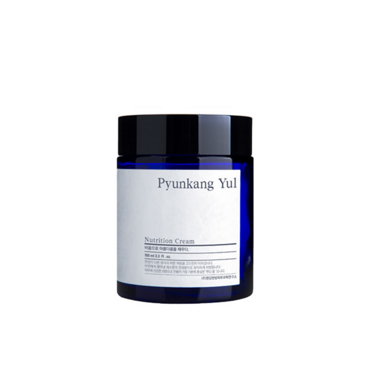 Pohár Pyunkang Yul Nutrition Cream 100ml na bielom pozadí.