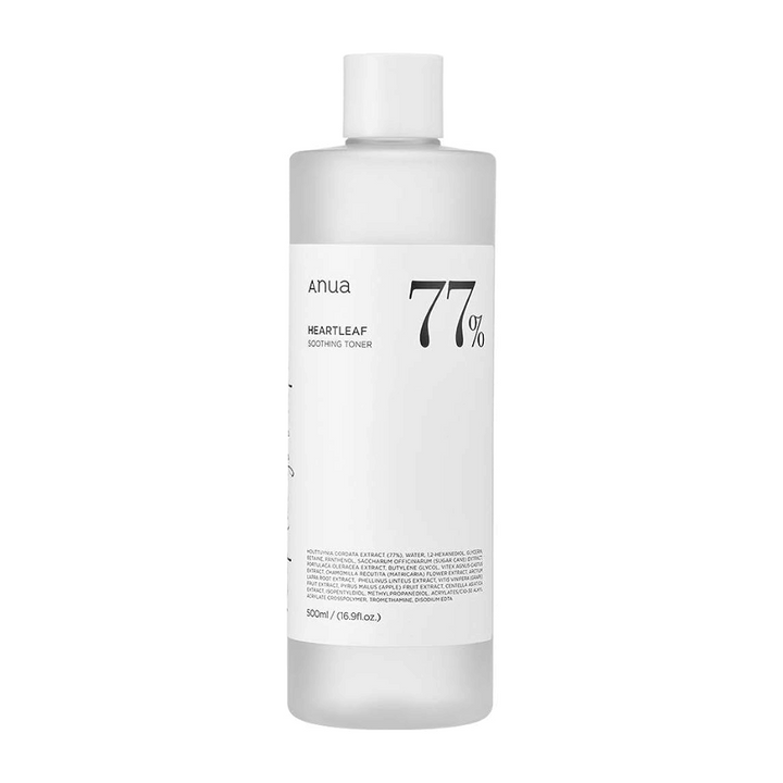 Fľaša Anua Heartleaf 77% Soothing Toner pre citlivú pokožku na bielom pozadí.