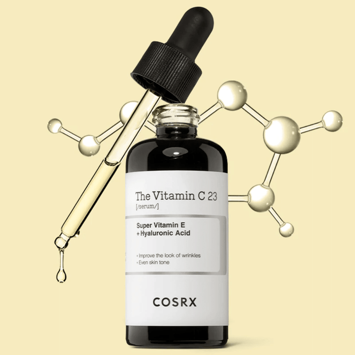 Vitamin C 23 Serum 20g od COSRX pomáha s hyperpigmentáciou.