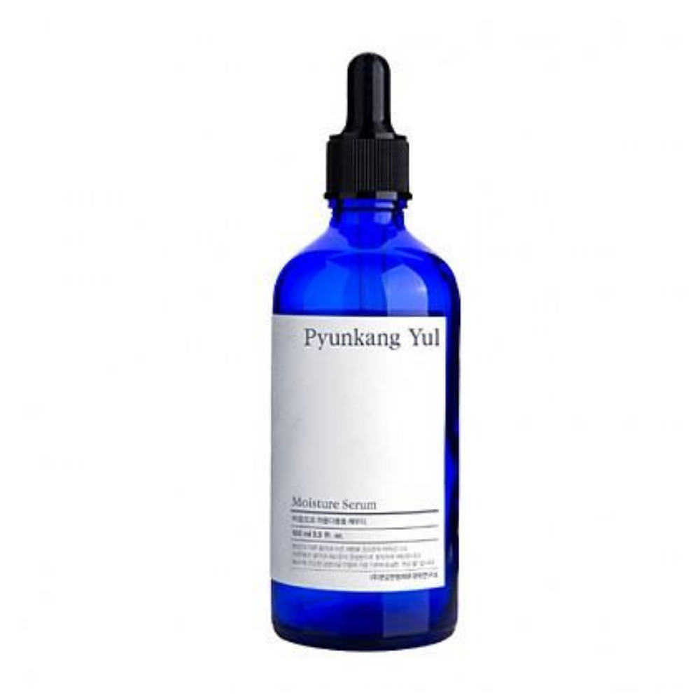 Pyunkang Yul Moisture Serum 100ml na bielom pozadí, ktoré vyrovnáva úroveň vlhkosti pokožky.